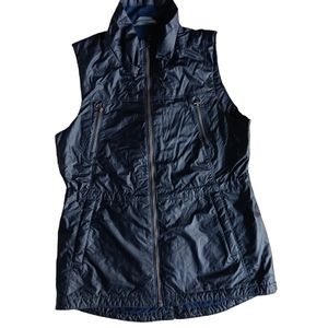 Athleta rockview black utility vest missing hood sz M